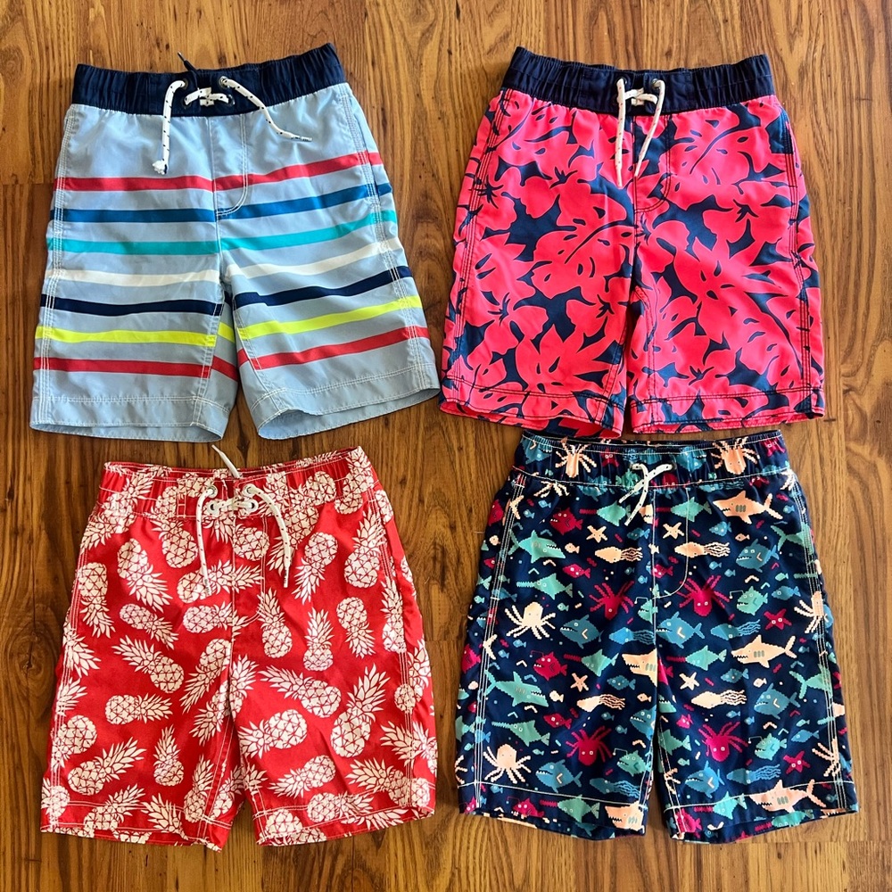 GAP boys size small swim trunks